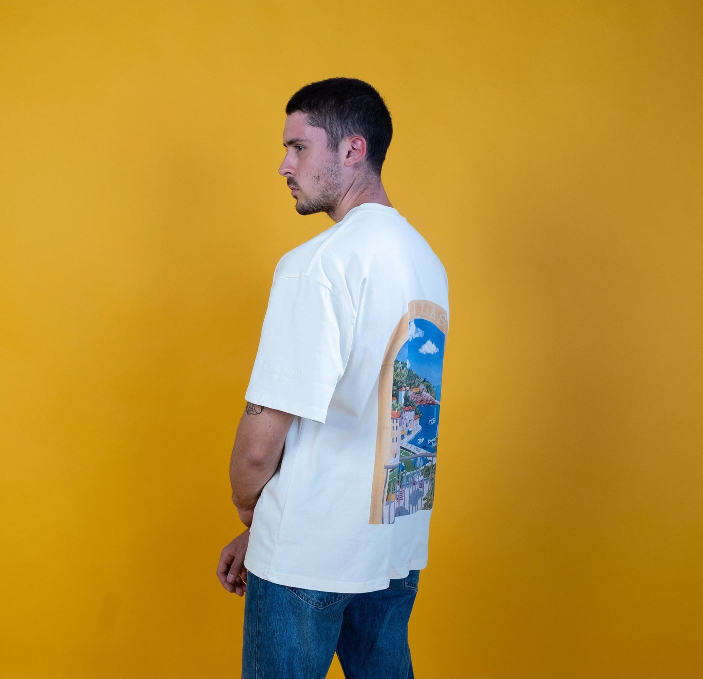 OVERSIZED FELLAS WORLD T-SHIRT CANNOLI CREAM FELLASBYHAQI.COM